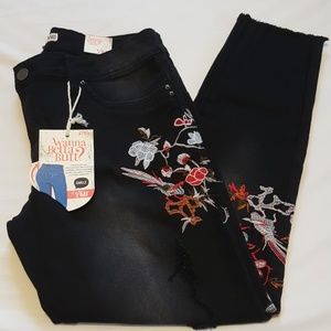 Black w/ Floral Embroidery Skinny Jeans, 13